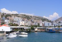 INS: Numarul turistilor romani si straini, in crestere, in prima jumatate de an